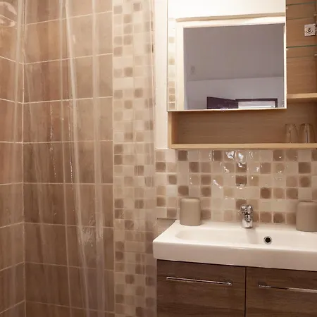 La Maison Mediterraneenne Tatil Evi